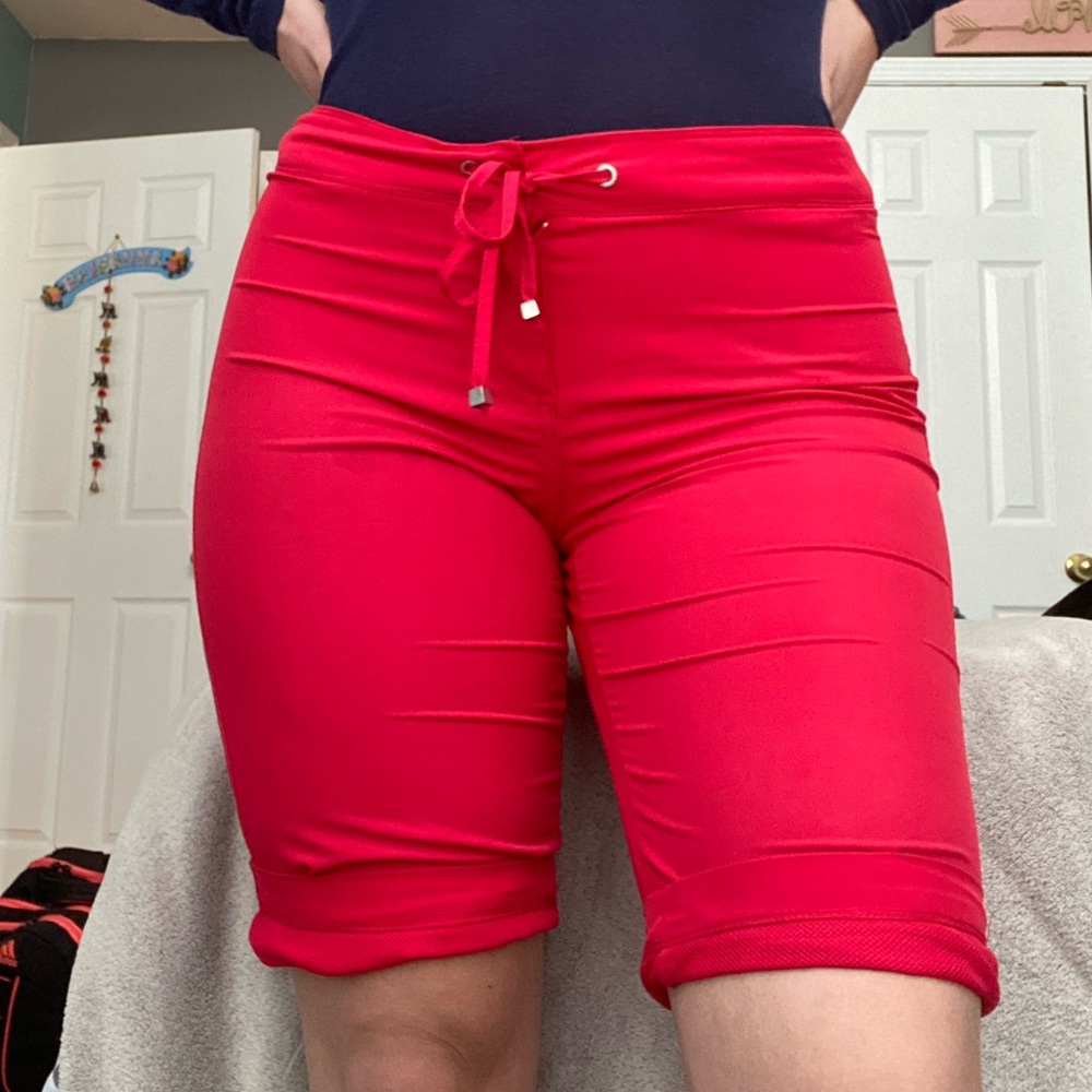 Daisy Fuentes Bermuda Sport Shorts